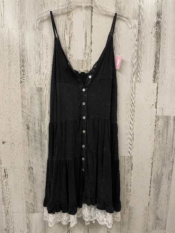 Deep Discounts Black Dress Casual Short Altard State, Size S
