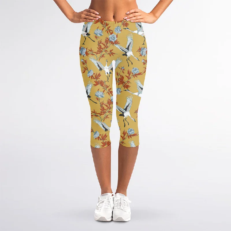 Price Reduction White Japanese Cranes Pattern Print Women's Capri Leggings